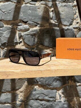 Louis Vuitton Z2516U Black Gold 1.0 Millionaires Sunglasses